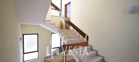 Квартира с 3 спальнями в Казатеново, Италия № 360805 35