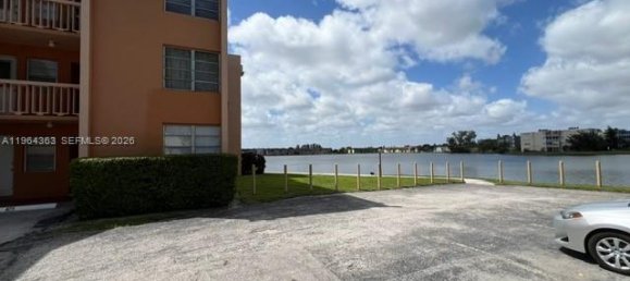 2 Schlafzimmer Gewerbliche Immobilien in Miami, USA, Nr. 615573 3