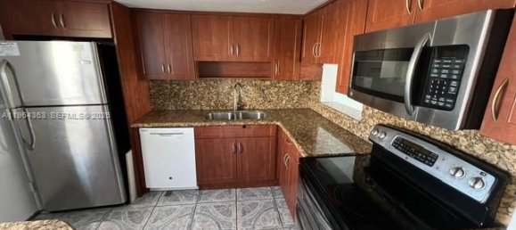 2 Schlafzimmer Gewerbliche Immobilien in Miami, USA, Nr. 615573 23