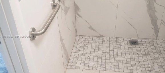 2 Schlafzimmer Gewerbliche Immobilien in Miami, USA, Nr. 615573 10