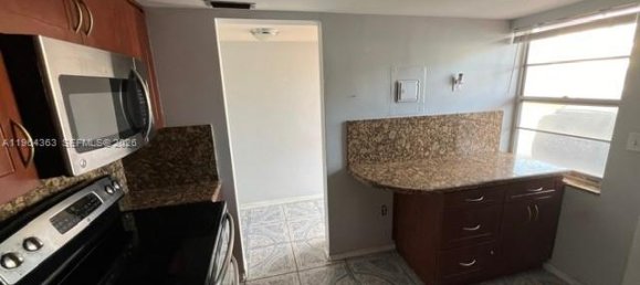 2 Schlafzimmer Gewerbliche Immobilien in Miami, USA, Nr. 615573 21