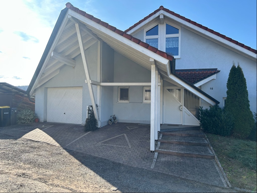 Таунхаус с 7 комнатами в Херсфельд-Ротенбург, Германия № 191979