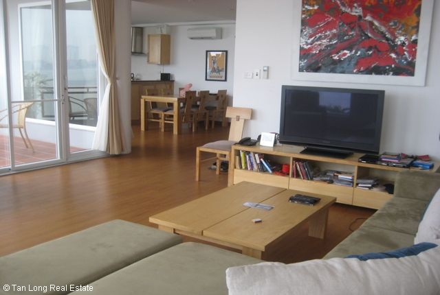 3 bedrooms Apartment in Tay Ho, Vietnam No. 5074