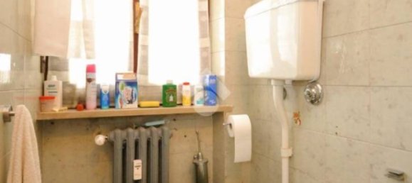 1 bedroom Apartment in Turin, Italy No. 337419 2