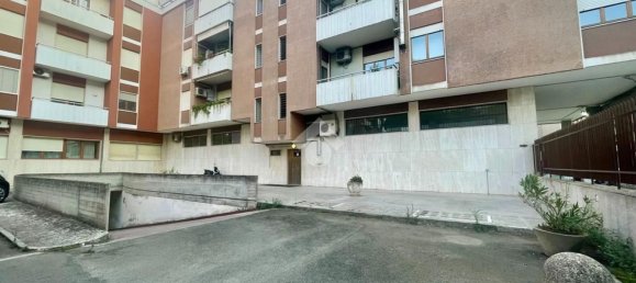 Garage à Lecce, Italy 19m² No. 315846 2
