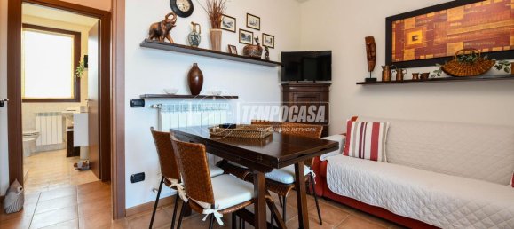 2-salle Appartement à Toscolano Maderno, Italy No. 6032 13
