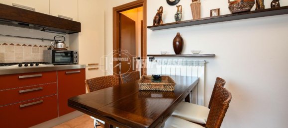 2-salle Appartement à Toscolano Maderno, Italy No. 6032 15