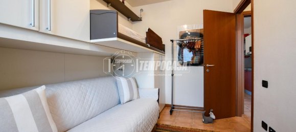 2-salle Appartement à Toscolano Maderno, Italy No. 6032 22