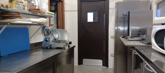 2 rooms Commercial property in Bedizzole, Italy No. 308334 5