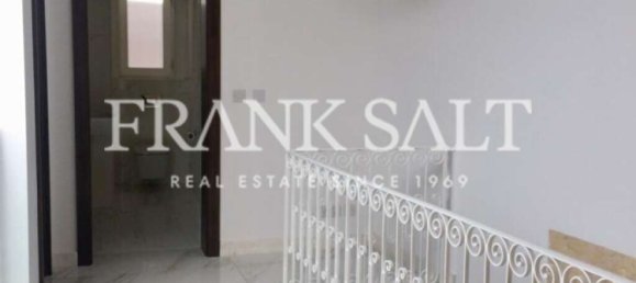 3 غرف نوم منزل في Gharghur, Malta رقم 8794 6