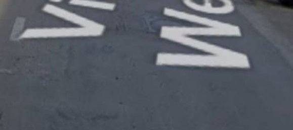 72m² Commercial property in Bari, Italy No. 305287 2