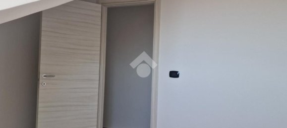 3 Schlafzimmer Wohnung in Aci Sant'Antonio, Italy, Nr. 300051 28