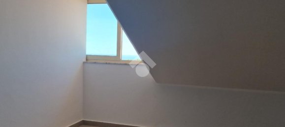 3 Schlafzimmer Wohnung in Aci Sant'Antonio, Italy, Nr. 300051 27