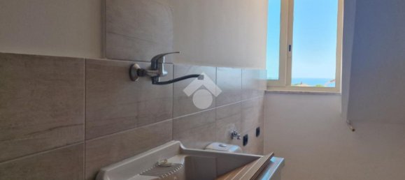 3 Schlafzimmer Wohnung in Aci Sant'Antonio, Italy, Nr. 300051 14