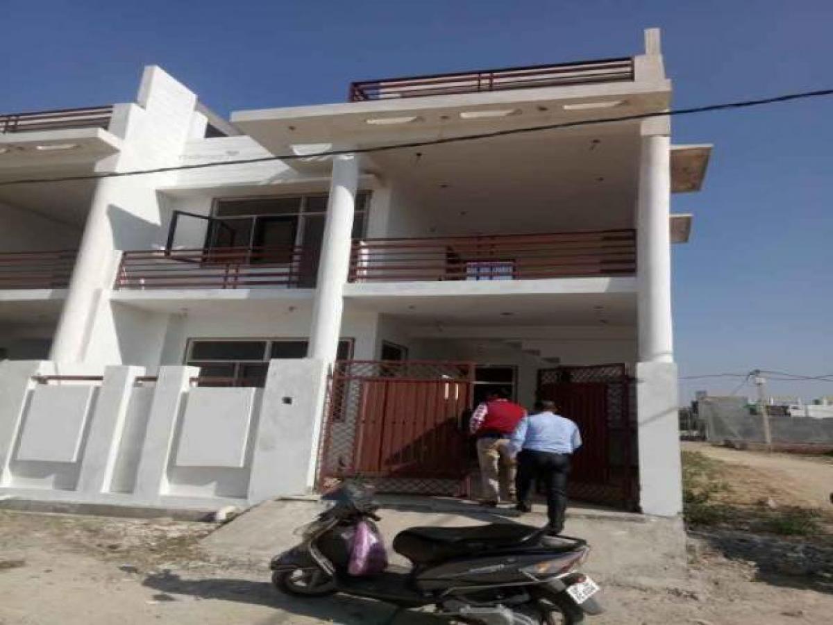 3 غرف نوم منزل في Lucknow, India رقم 21213