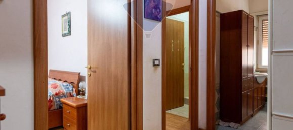 3 Schlafzimmer Wohnung in Rome, Italy, Nr. 310827 9