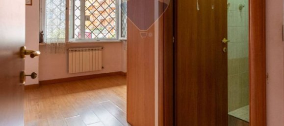 3 Schlafzimmer Wohnung in Rome, Italy, Nr. 310827 12
