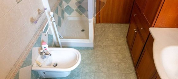 3 Schlafzimmer Wohnung in Rome, Italy, Nr. 310827 11