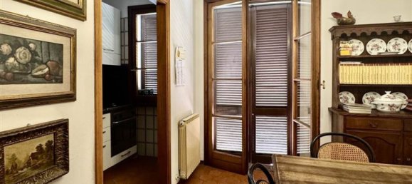 5 chambres Duplex à Prato, Italy No. 330015 5