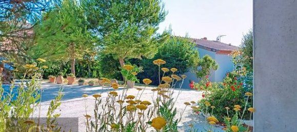 2 bedrooms House in Occitanie, France No. 315434 8