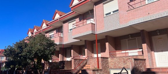 4 Schlafzimmer Haus in San Andres del Rabanedo, Spain, Nr. 29008 26