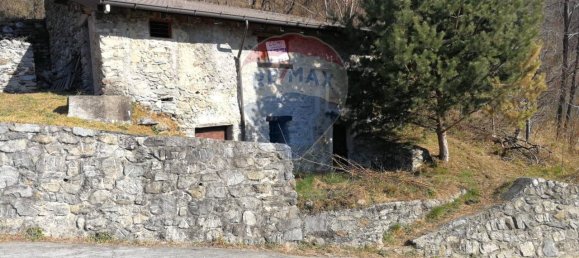 Casa de 2 habitaciónes en Cercino, Italy No. 166556 2