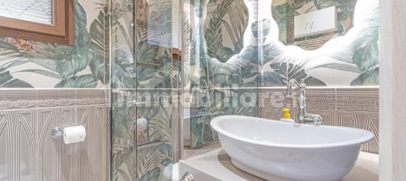 3 bedrooms Penthouse in Reggio Emilia, Italy No. 17085 18