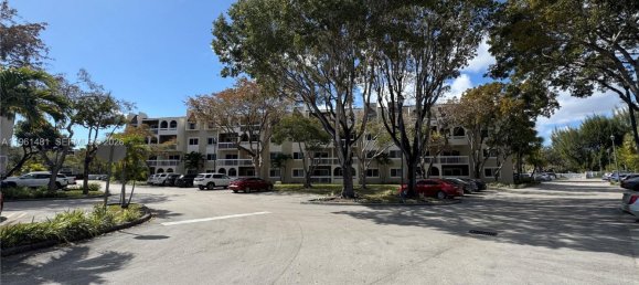 1 Schlafzimmer Gewerbliche Immobilien in Miami, USA, Nr. 615690 6