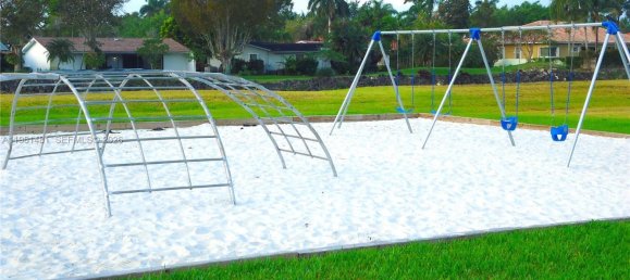 1 Schlafzimmer Gewerbliche Immobilien in Miami, USA, Nr. 615690 12
