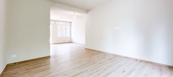Apartamento de 4 habitaciónes en Sassuolo, Italy No. 274892 3