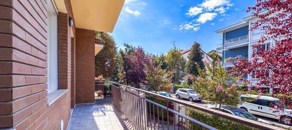 Apartamento de 4 habitaciónes en Sassuolo, Italy No. 274892 21