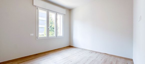 Apartamento de 4 habitaciónes en Sassuolo, Italy No. 274892 15