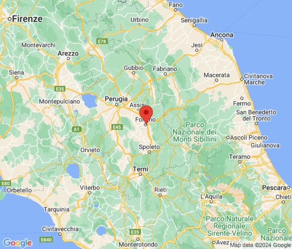 5 rooms Commercial property in Foligno, Italy No. 51630