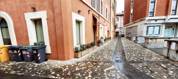 5 rooms Commercial property in Foligno, Italy No. 51630 6