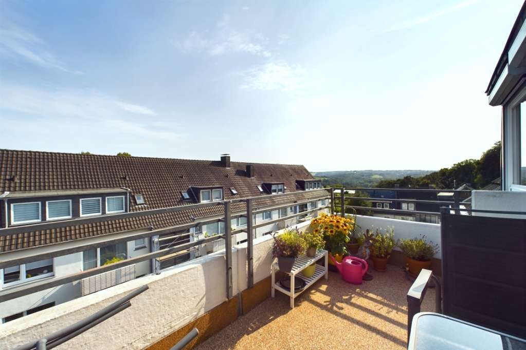 Квартира с 2 спальнями в Эссен, Германия № 65716