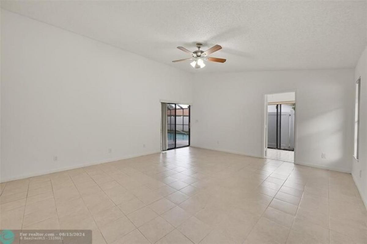 3 bedrooms House in Lauderhill, USA No. 399673