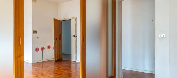 2 bedrooms Apartment in Pordenone, Italy No. 313567 2