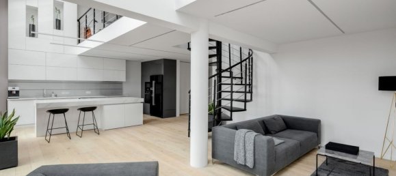 1 bedroom Apartment in Signa, Italy No. 319704 2