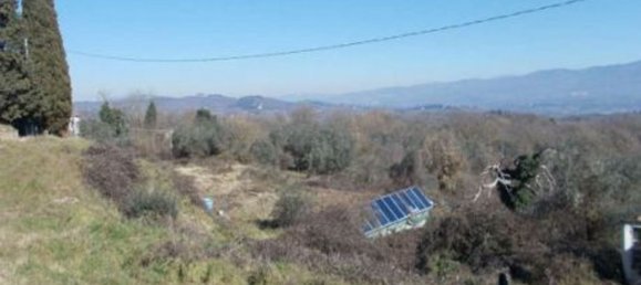 5 rooms Apartment in Figline e Incisa Valdarno, Italy No. 194921 32