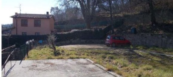 5 rooms Apartment in Figline e Incisa Valdarno, Italy No. 194921 28