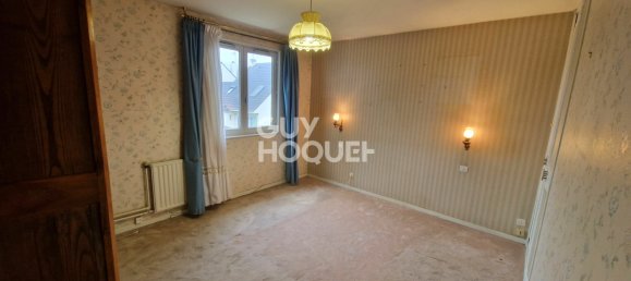 4 bedrooms House in Chambry, France No. 158894 9