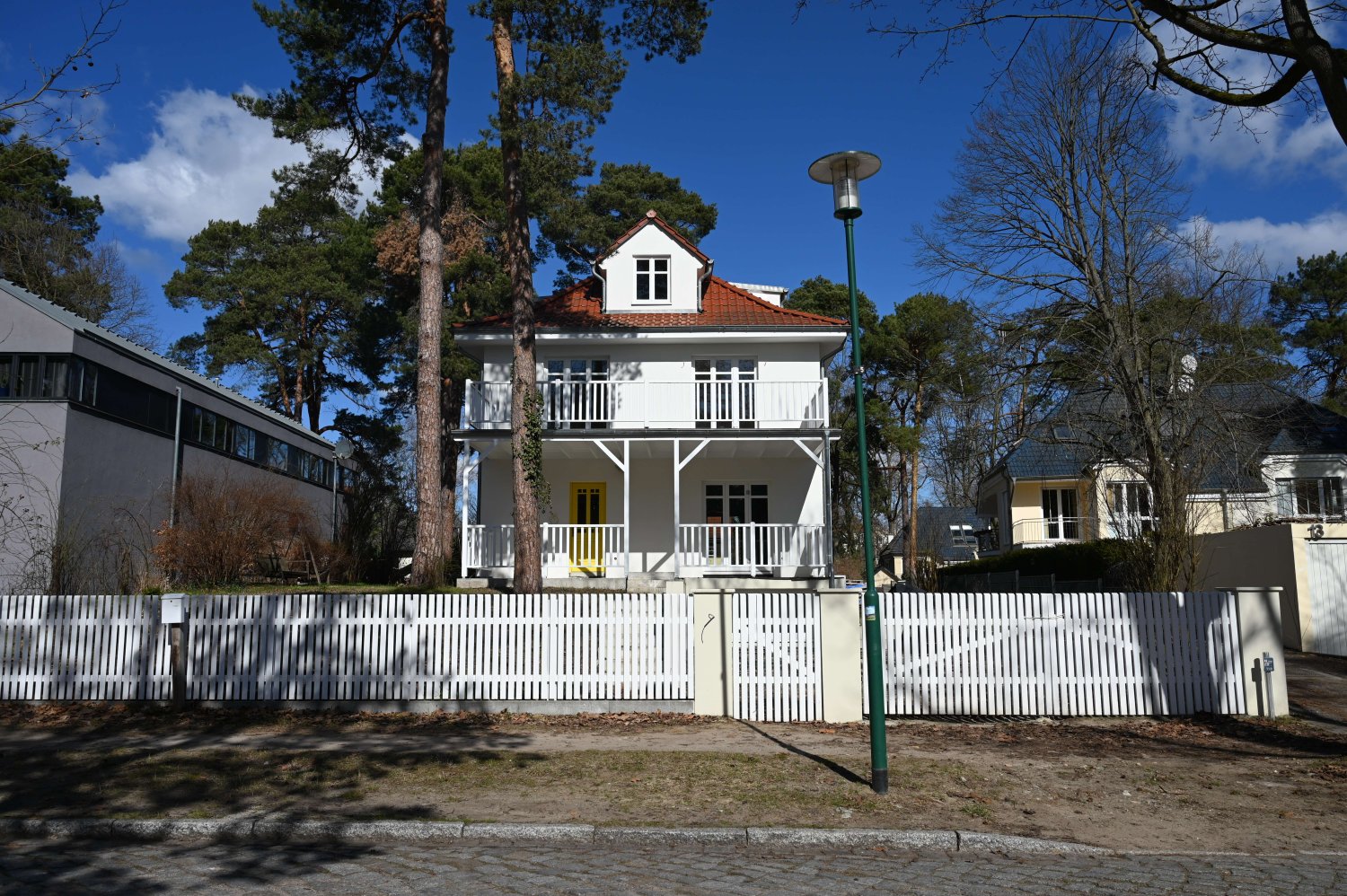 Villa de 5 dormitorios en Potsdam-Mittelmark, Germany No. 219249
