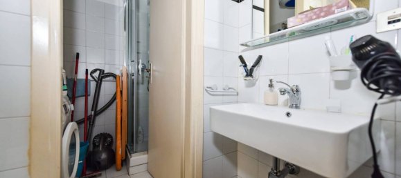 2 bedrooms Apartment in Turin, Italy No. 347054 24