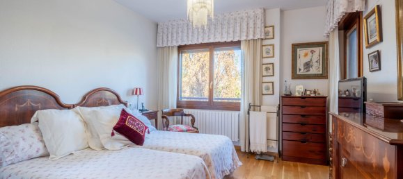 4 bedrooms House in Zaragoza, Spain No. 66780 6