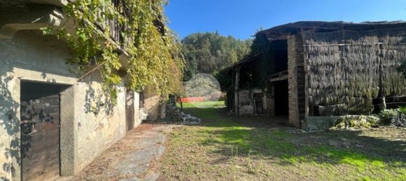 6 rooms House in Barge, Italy No. 279505 9