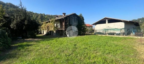 6 rooms House in Barge, Italy No. 279505 5