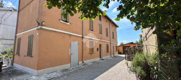 2 bedrooms House in Carpi, Italy No. 297398 27