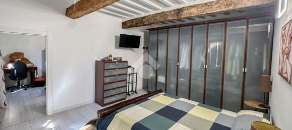 2 bedrooms House in Carpi, Italy No. 297398 4