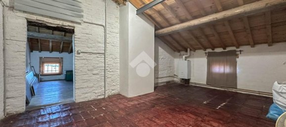 2 bedrooms House in Carpi, Italy No. 297398 24