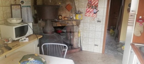 7 rooms Apartment in Cosenza, Italy No. 86772 12
